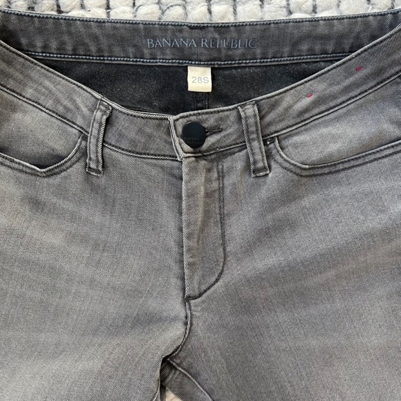 BANANA REPUBLIC GRAY JEANS - Picture 3 of 3